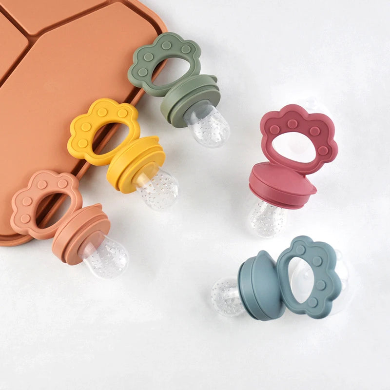 מוצץ סיליקון לפירות לתינוקות